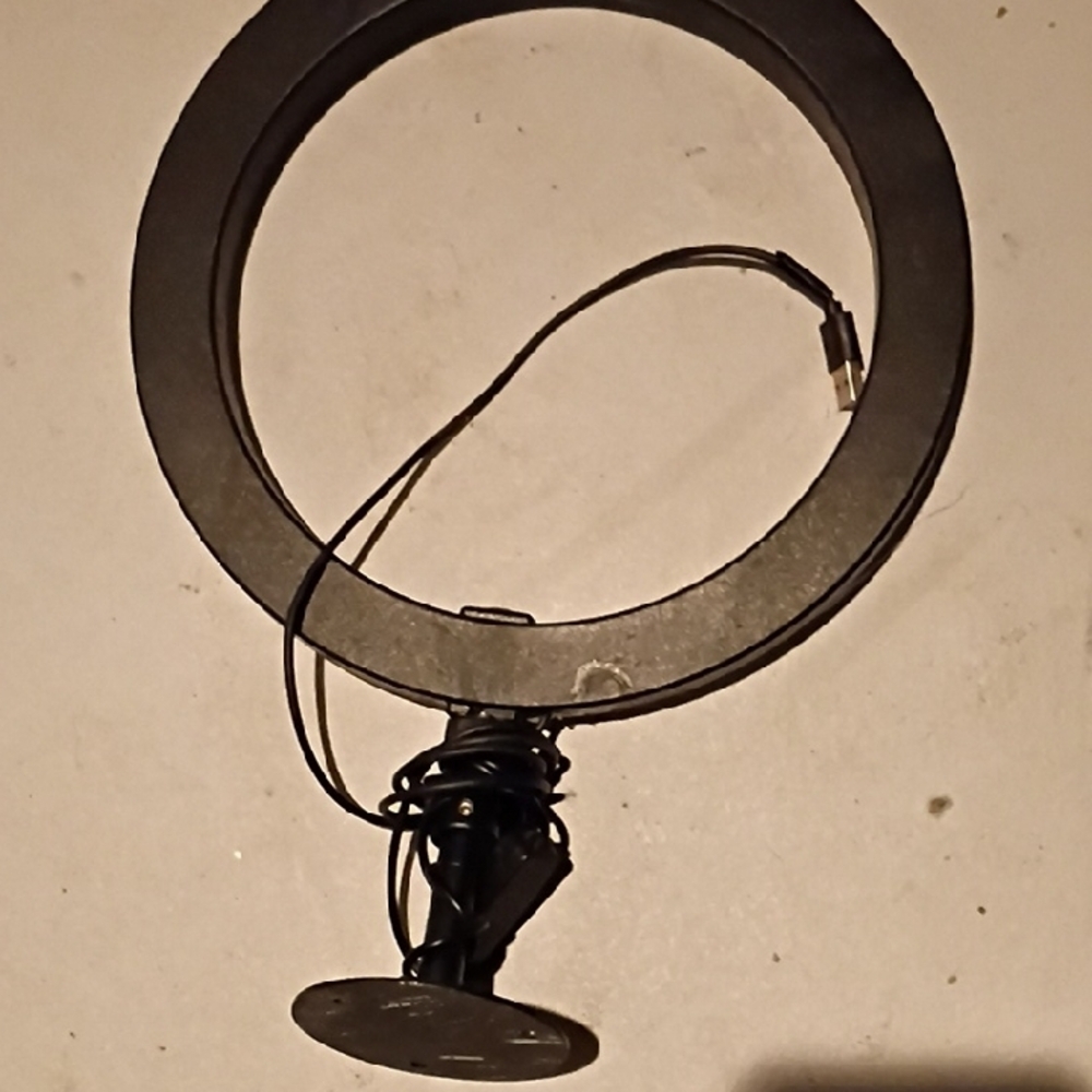 White LED Ring Light - Picture 2 of 3